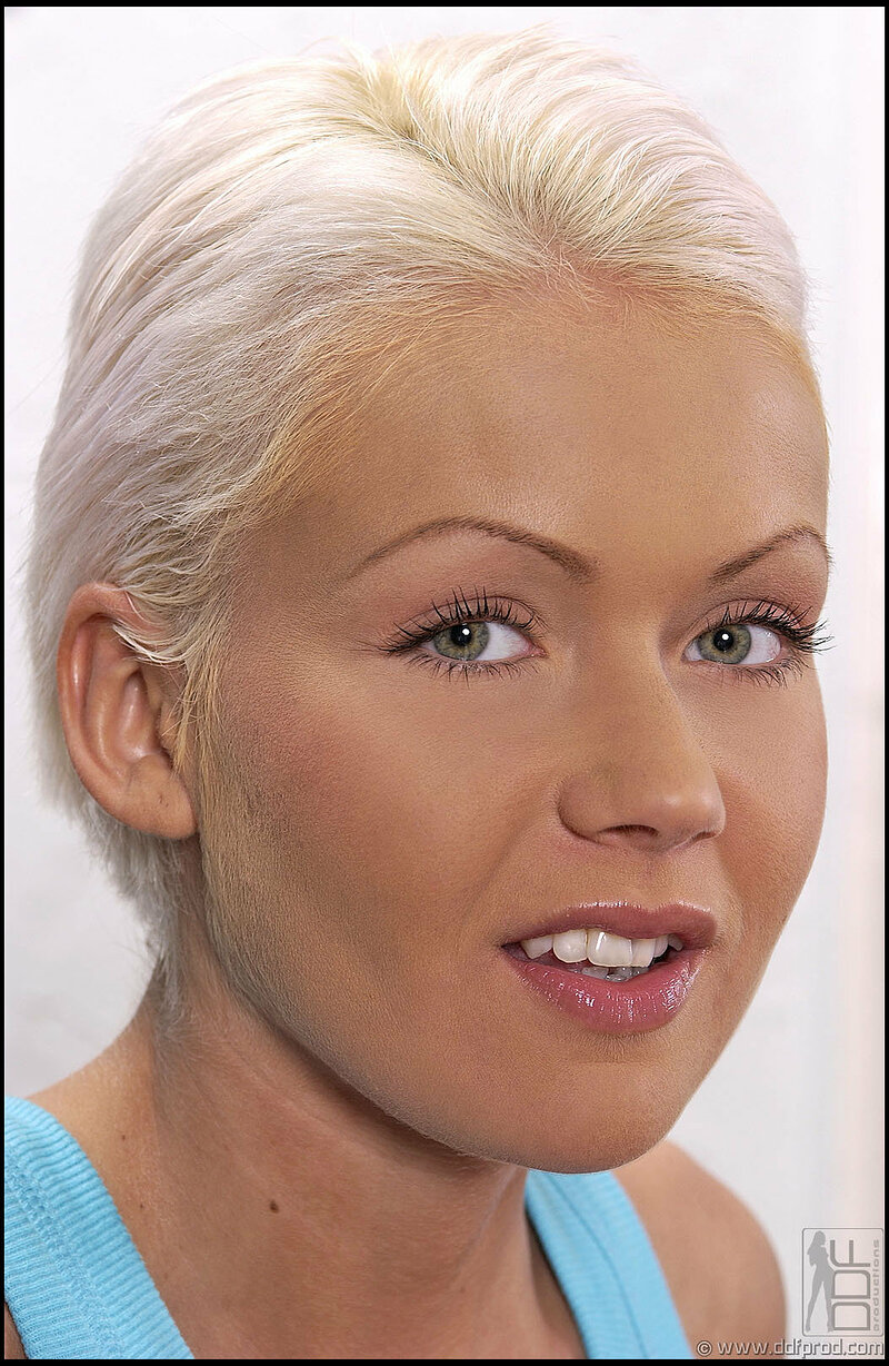 Светлана, 24 года, 4 размер груди